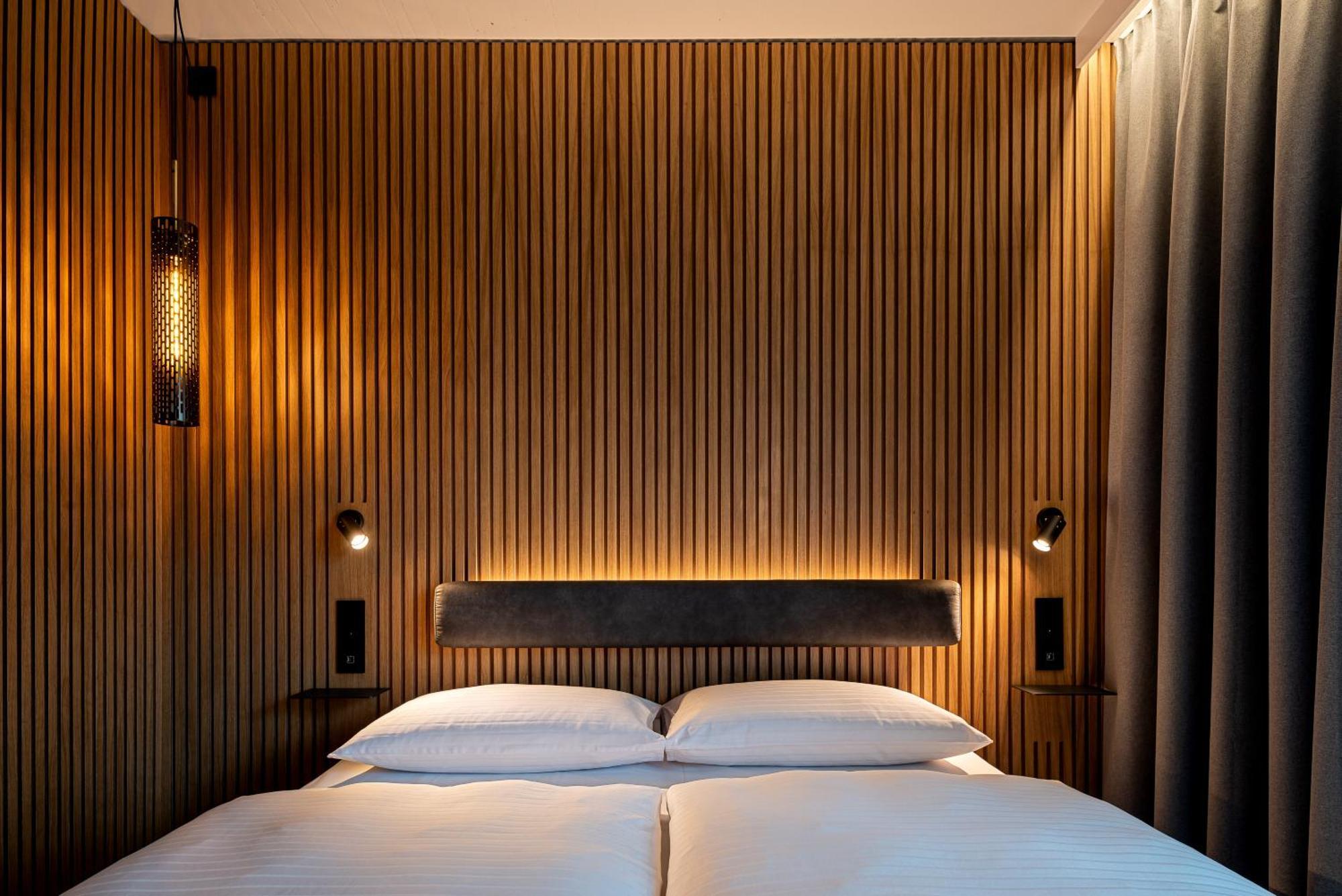 Zleep Hotel Praga Esterno foto
